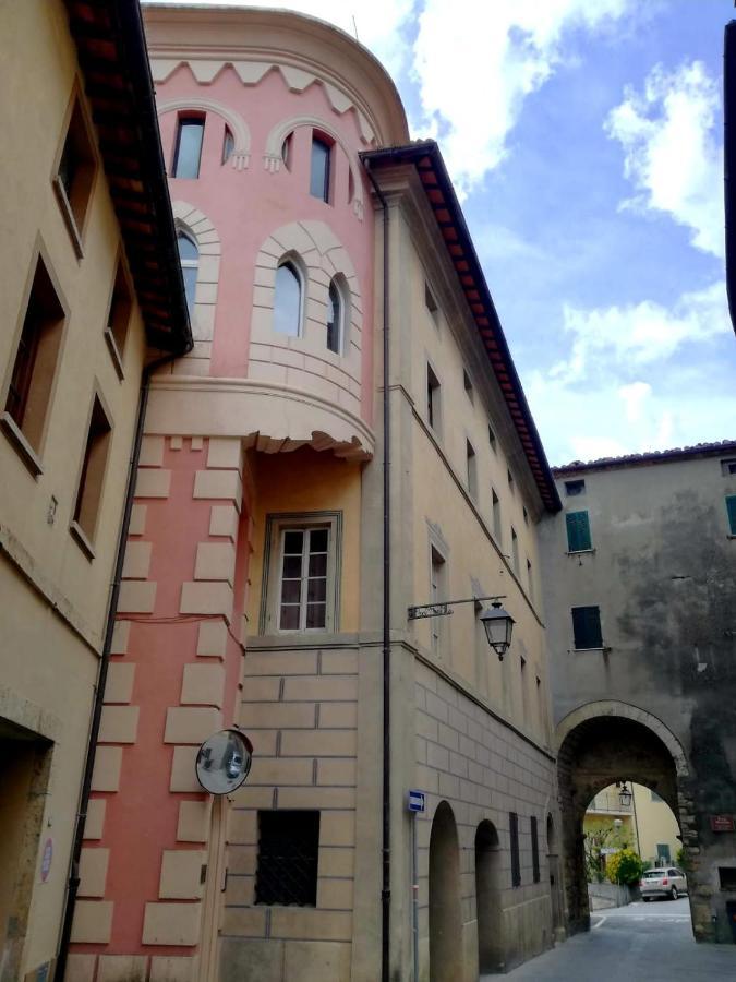 Apartamento Mansarda Con Solarium Panoramico Su Centro Storico Di Sarteano Vicino Alle Famose Terme Della Val D'Orcia Exterior foto