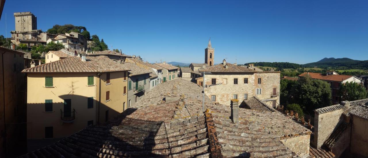 Apartamento Mansarda Con Solarium Panoramico Su Centro Storico Di Sarteano Vicino Alle Famose Terme Della Val D'Orcia Exterior foto